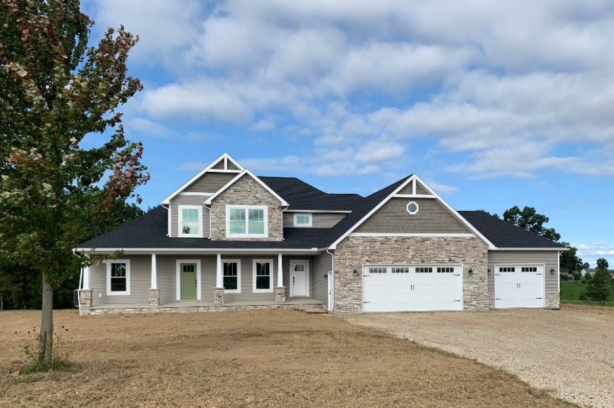 the Cascades Capstone Homes